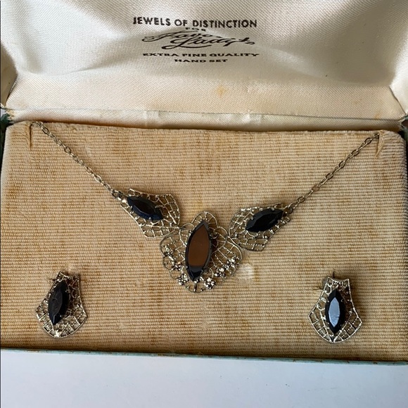 Vintage 1950s earrings and necklace set - Picture 2 of 5